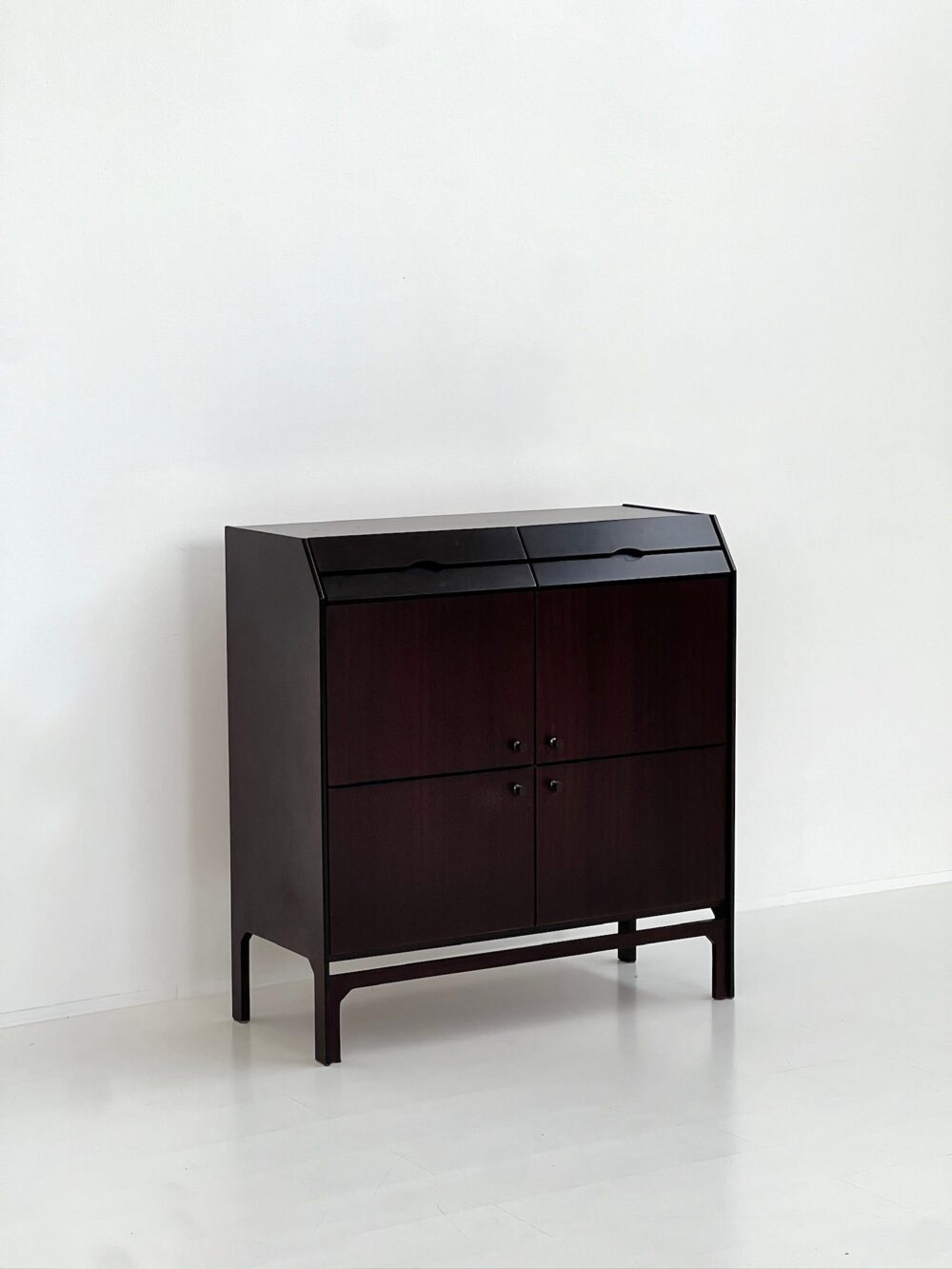 Credenza in legno anni '50 - immagine 2