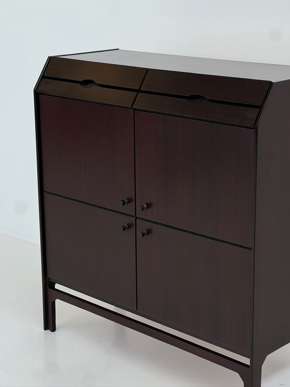 Credenza in legno anni '50 - immagine 3